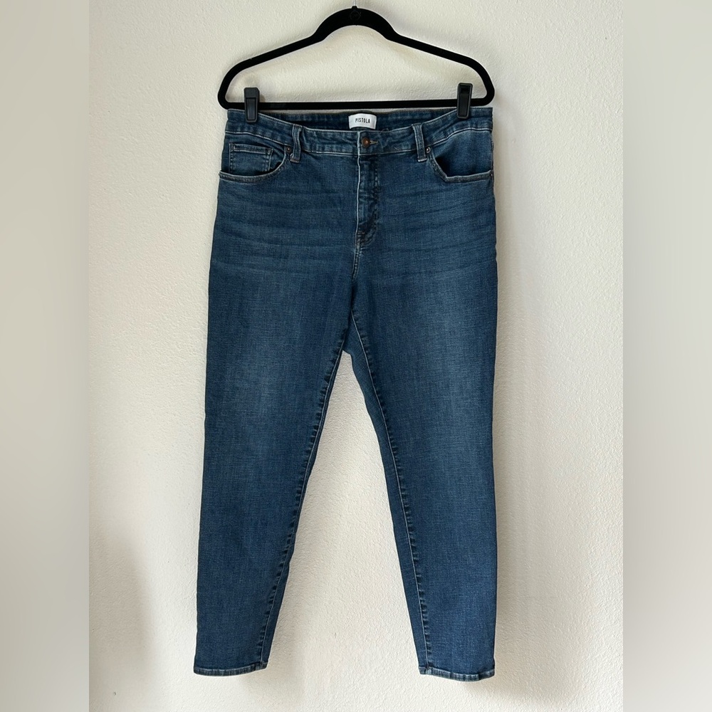 Pistola Dark Wash Mid-Rise Stretch Skinny’s (Size 16W)